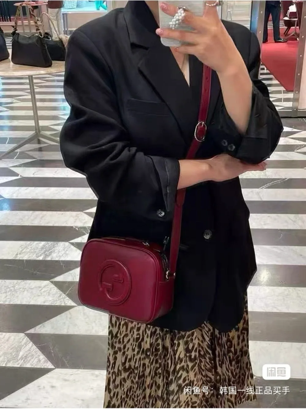 GUCCI Blondie Small shoulder bag in Rosso Ancora red leather
